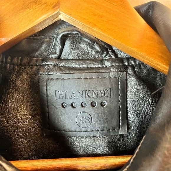 Blank NYC Racing Stripe Faux Leather Moto Jacket Black Size XSmall - Picture 6 of 11